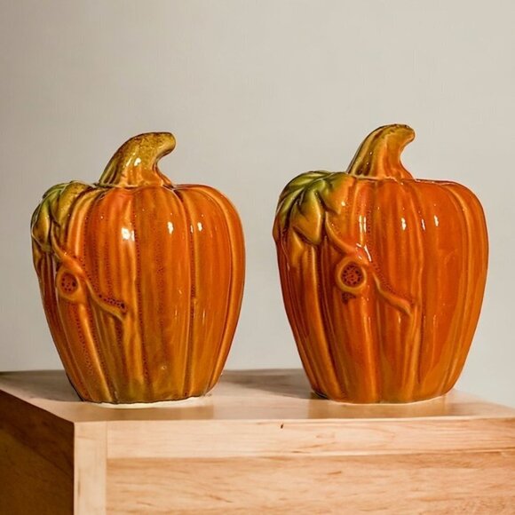 Salt and Pepper Autumn Harvest Artisan Hand Painted Glazed Ceramic Set - Picture 7 of 16